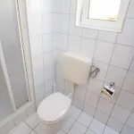 In With Balcony, Air Conditioning, Wifi, Dishwasher شقة *