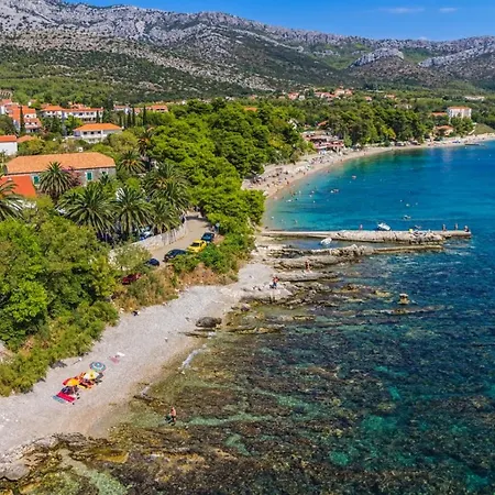 In With Balcony, Air Conditioning, Wifi, Dishwasher Apartman Orebić