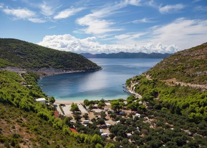 In With Balcony, Air Conditioning, Wifi, Dishwasher Orebić